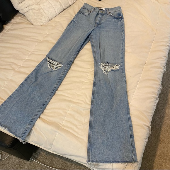 ZARA Ripped Wide Leg Jeans - Picture 6 of 7